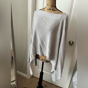 Lululemon Elegant Gray Women's shrug Sweater